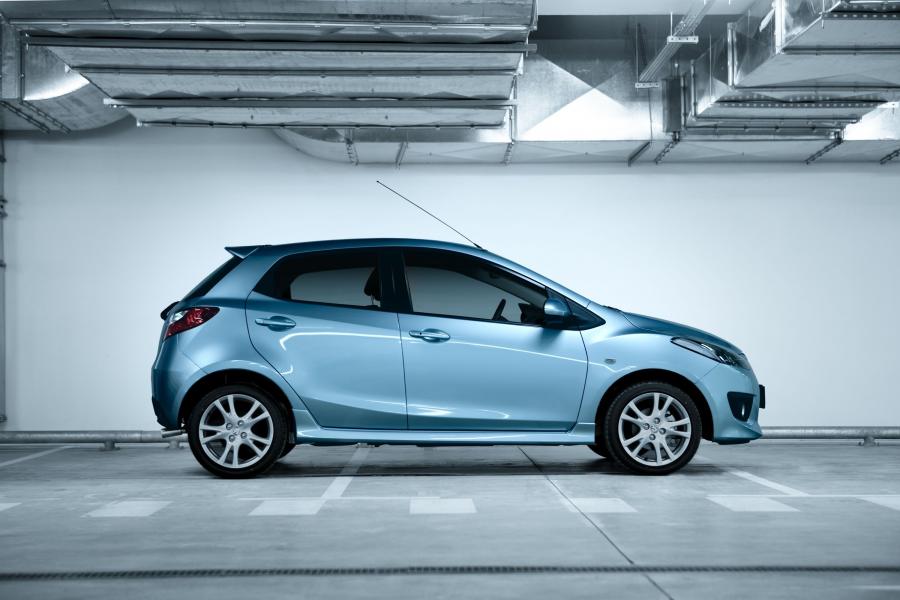  Mazda2 2010 года  (фото 88 из 183)